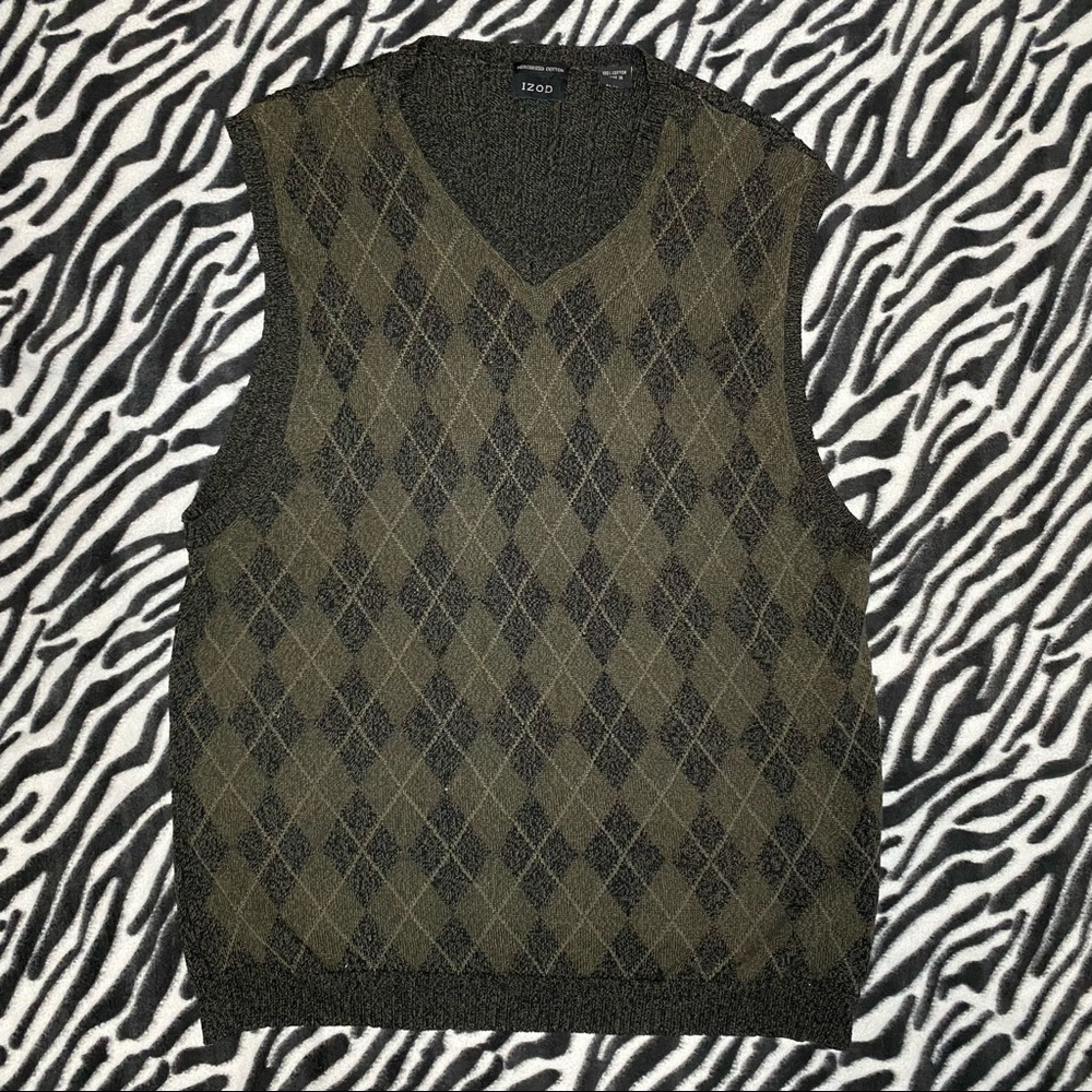 IZOD Argyle Sleeveless Sweater Vest